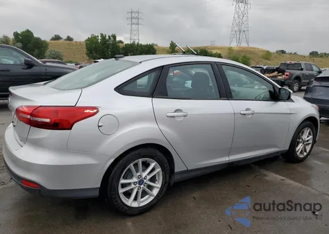 2016 Ford Focus Se z USA, uszkodzony, nr VIN 1FADP3F22GL365429